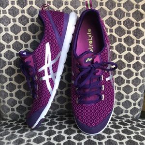 ASICS Metrolyte Sneaker size 9.5